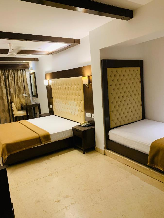 Metropolis Tourist Home Paharganj Нью-Дели Экстерьер фото