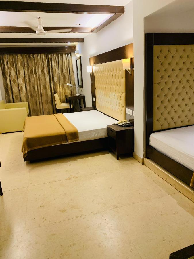 Metropolis Tourist Home Paharganj Нью-Дели Экстерьер фото