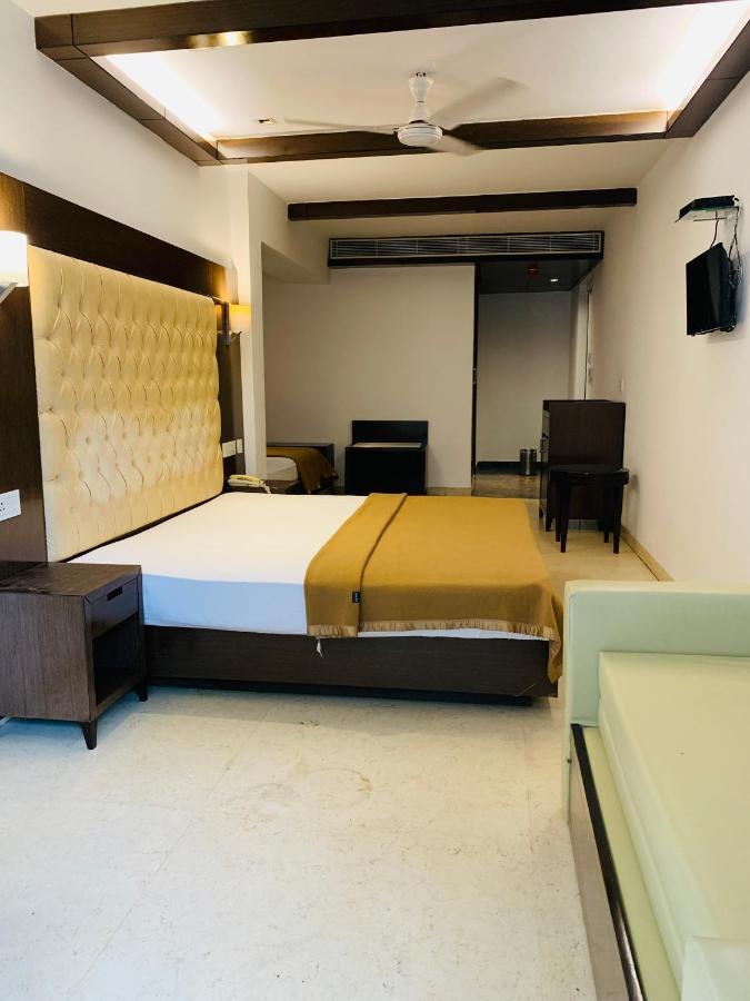 Metropolis Tourist Home Paharganj Нью-Дели Экстерьер фото