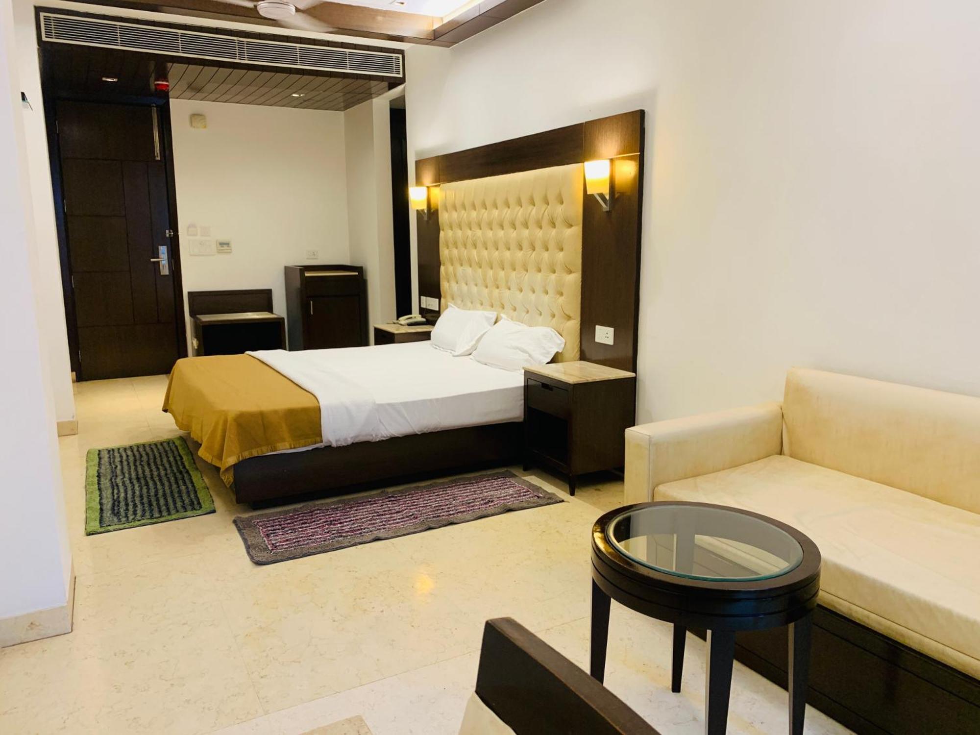 Metropolis Tourist Home Paharganj Нью-Дели Экстерьер фото